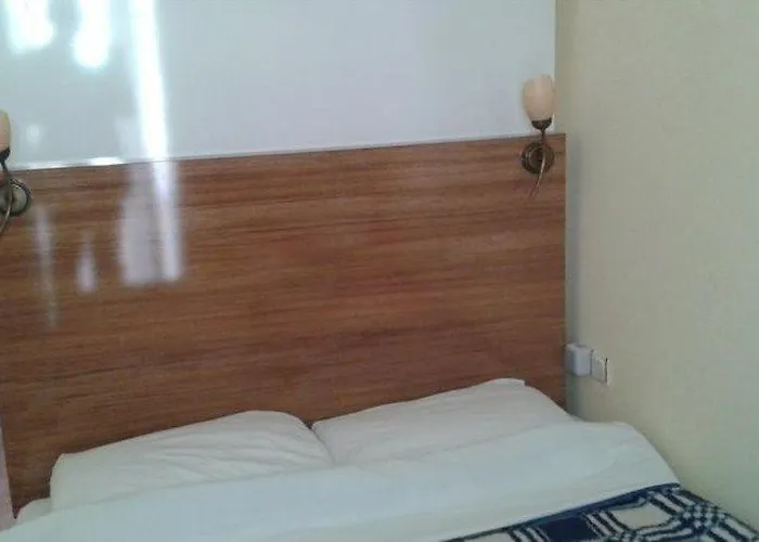 Huzuray Hotel 2*
