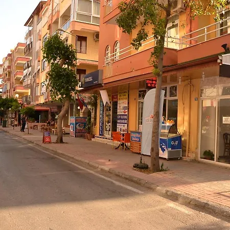 Otel Huzuray 2*