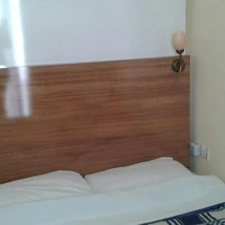 Huzuray Hotel 2*