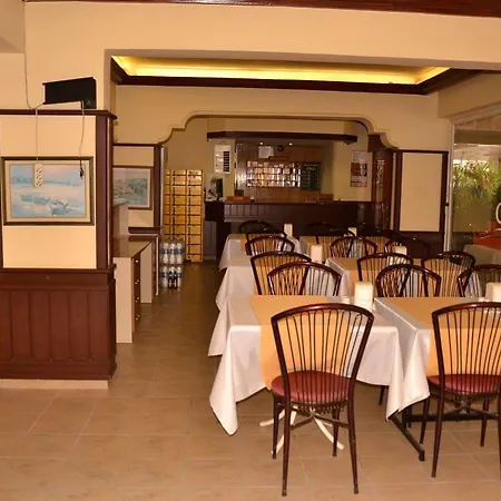 Hotel Huzuray 2*
