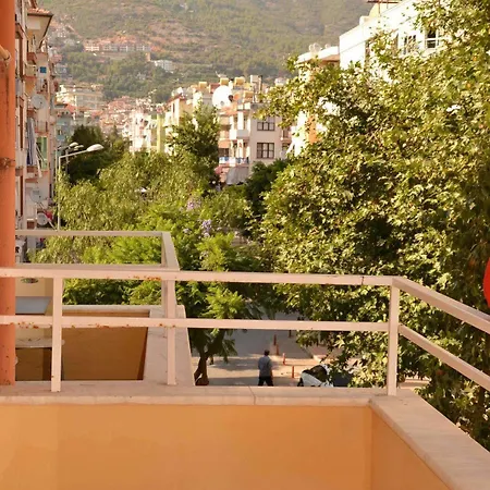 Huzuray Hotel