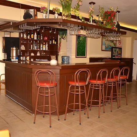 Hotel Huzuray 2*