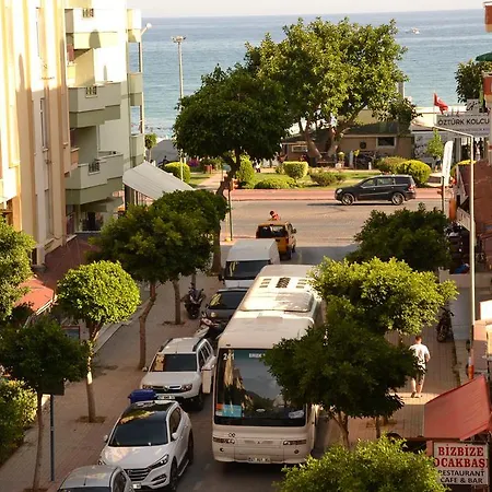 Hotel Huzuray 2*