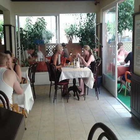 Hotel Huzuray 2*