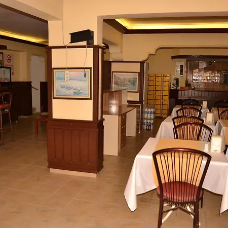 Hotel Huzuray 2*