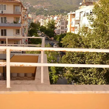 Huzuray 2* Alanya