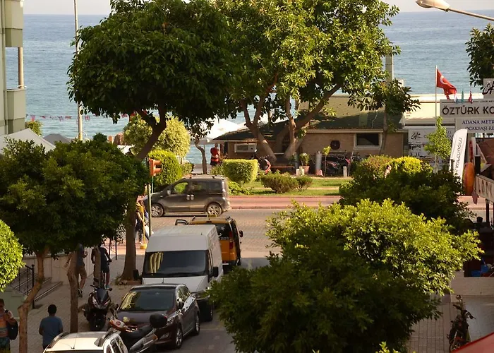 מלון Huzuray אלאניה