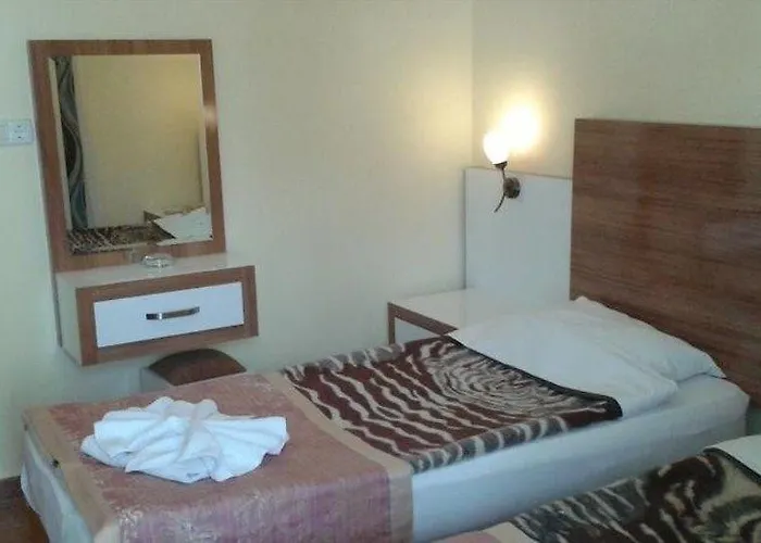 Huzuray מלון אלאניה