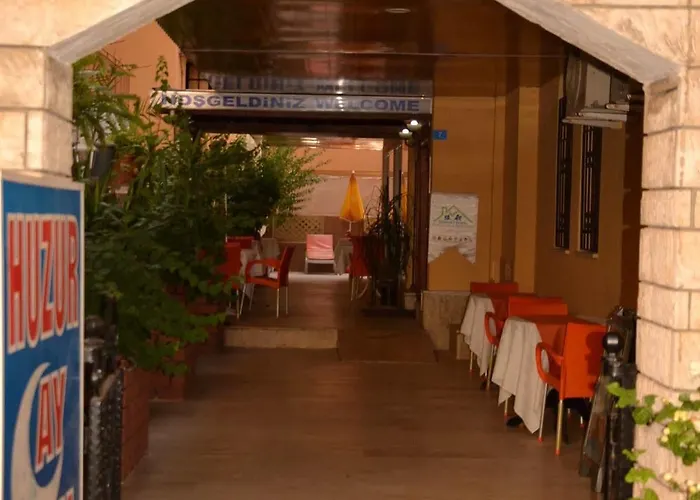 Huzuray 2* אלאניה